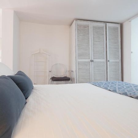 Charming Apartment Travessa Do Alcaide Lisboa Ngoại thất bức ảnh