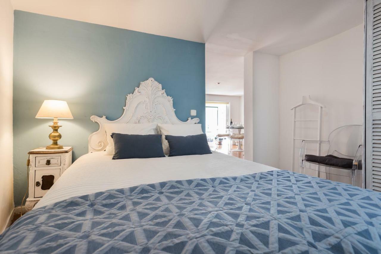 Charming Apartment Travessa Do Alcaide Lisboa Ngoại thất bức ảnh