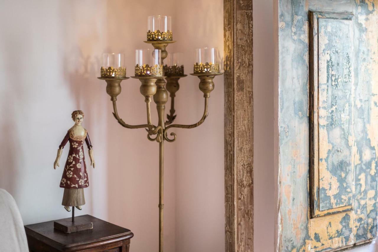 Charming Apartment Travessa Do Alcaide Lisboa Ngoại thất bức ảnh